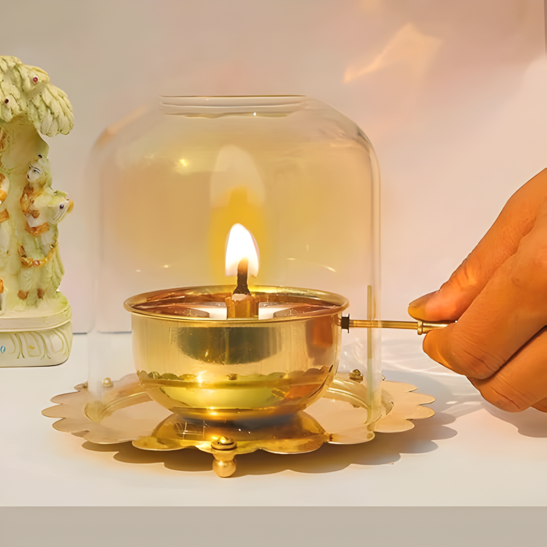 पीतल का पारंपरिक अखंड ज्योति दीया - पूजा के लिए आध्यात्मिक पीतल का तेल का दीपक